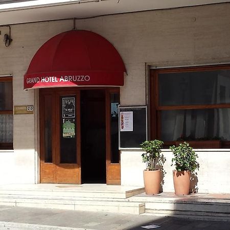Grande Albergo Abruzzo Chieti Esterno foto