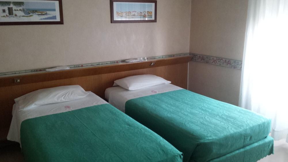 Grande Albergo Abruzzo Chieti Esterno foto